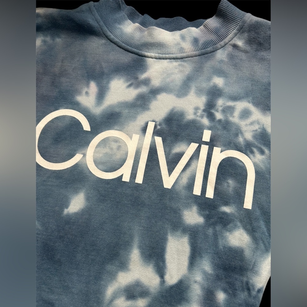 Calvin Klein Blue Tie-Dye Sweatshirt, oversized, size Med, EUC - Picture 3 of 3